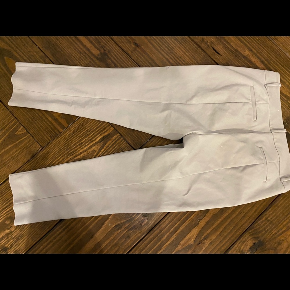 Loft Outlet Curvy Skinny Ankle pants. Grey